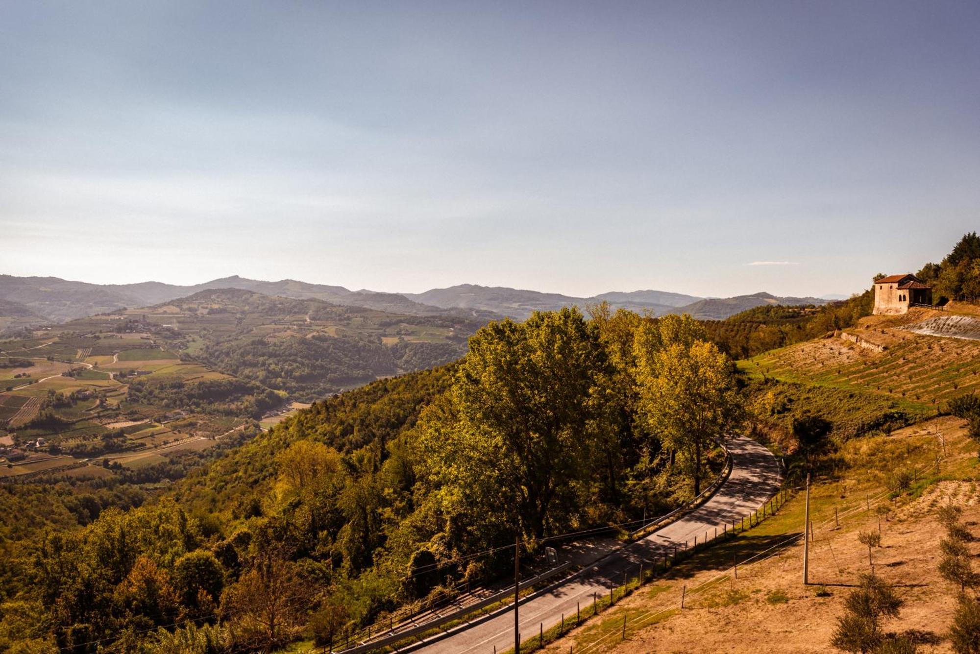 Borgo San Rocco Piemonte Apartment Castino ภายนอก รูปภาพ
