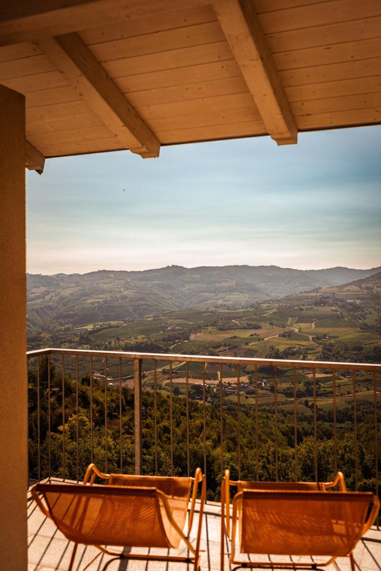 Borgo San Rocco Piemonte Apartment Castino ภายนอก รูปภาพ